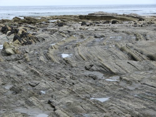 Waves in the rocks